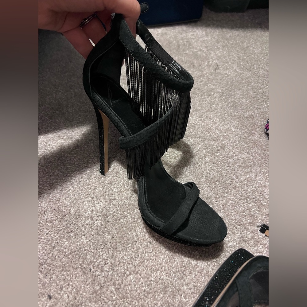 🤩 Brian Atwood Cassiane Black Fringe Heels size 7.5 🤩 - Picture 13 of 15